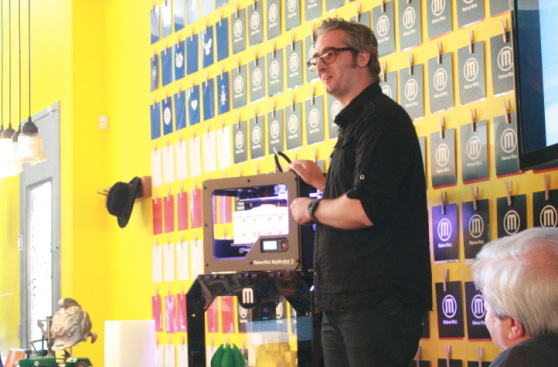 makerbot-pettis