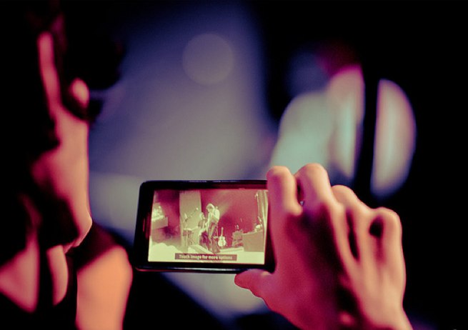 phone music video