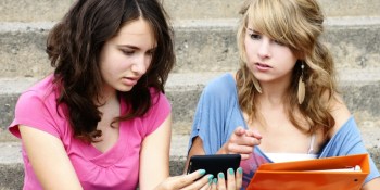 Yo's digital nudges are the new 'pokes' — and possibly the new notifications