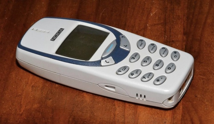 Old Nokia feature phone on a desk