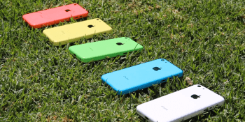 iPhone 5C captured in high-def video: red, yellow, green, blue, white