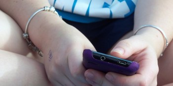 More than half of U.S. teens are sexting, & 1 in 4 is sexting with pics