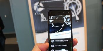 Analysts impressed with Amazon's Fire Phone, but the high price may be a problem