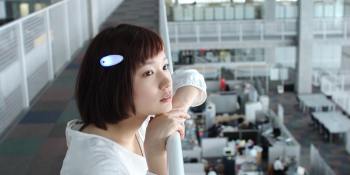 This smart hairclip translates sound to vibrations for the hearing impaired