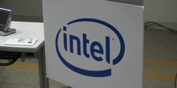 Intel will ship first Xeon chips with integrated FPGAs in Q1 2016
