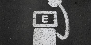 Apple explores charging stations for electric vehicles