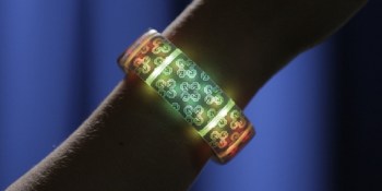 Gemio launches Kickstarter for smart band that lights up based on your mood