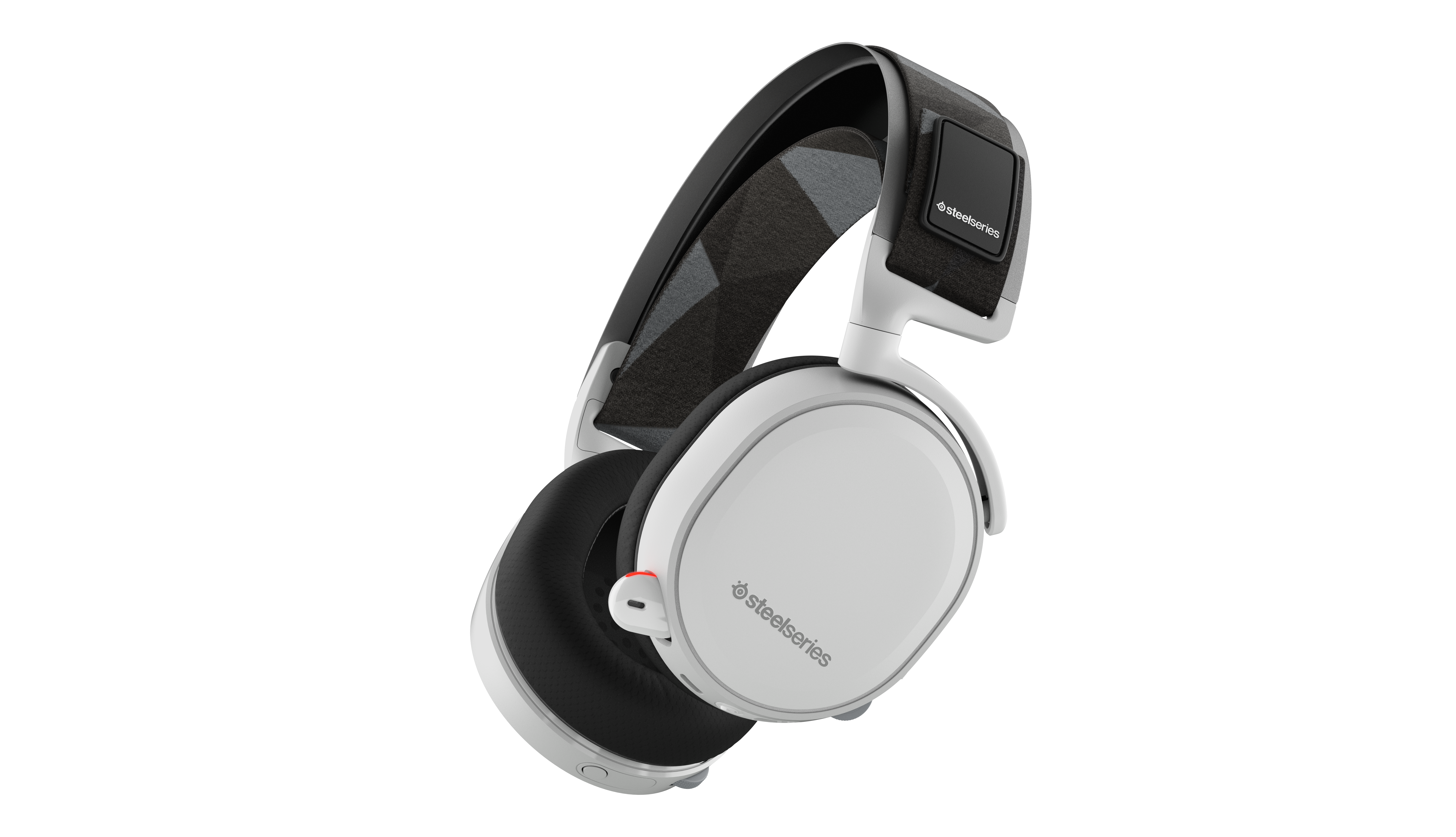 The Arctis 7 from SteelSeries.