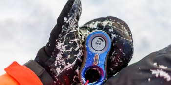 Missing Lynq: This tiny tracker helps you find your kids without Bluetooth, maps, or internet access