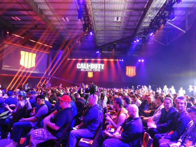 Mike Minotti plays Call of Duty: Black Ops 4.