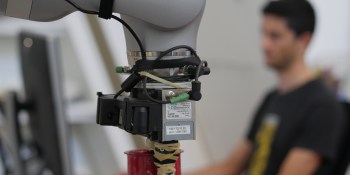 MIT CSAIL uses AI to teach robots to manipulate objects they’ve never seen before