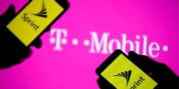 FCC pauses review of T-Mobile and Sprint merger