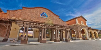 Albertsons will use IBM’s blockchain network to trace romaine lettuce supply chain