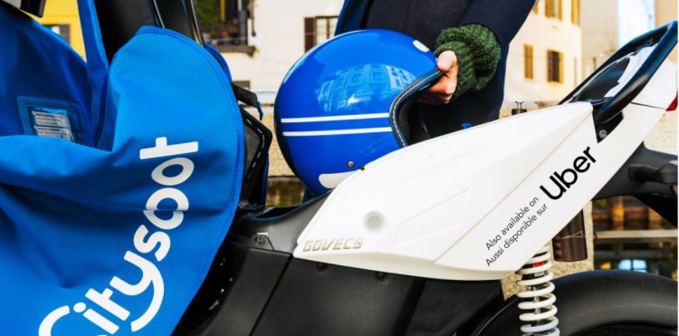 Uber adds e-mopeds to main transport app